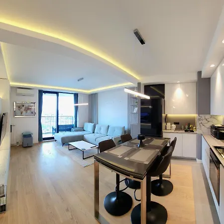 Waterfront 10th Fl Lux Apt. W/ View Appartamento