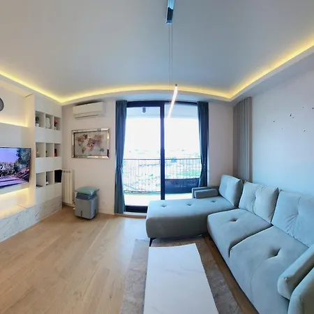 Waterfront 10th Fl Lux Apt. W/ View Apartmán Bělehrad