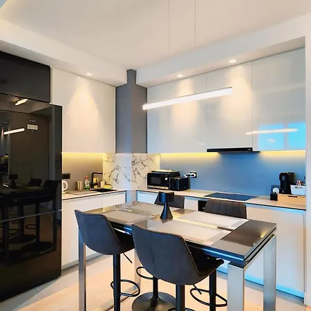 Appartamento Waterfront 10th Fl Lux Apt. W/ View *