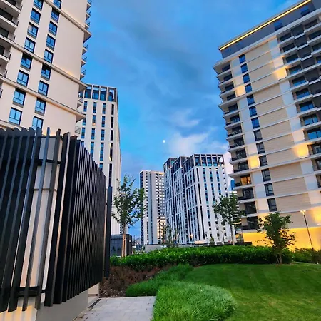 Waterfront 10th Fl Lux Apt. W/ View * Belgrado