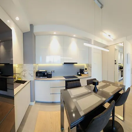 Waterfront 10th Fl Lux Apt. W/ View Appartamento Belgrado